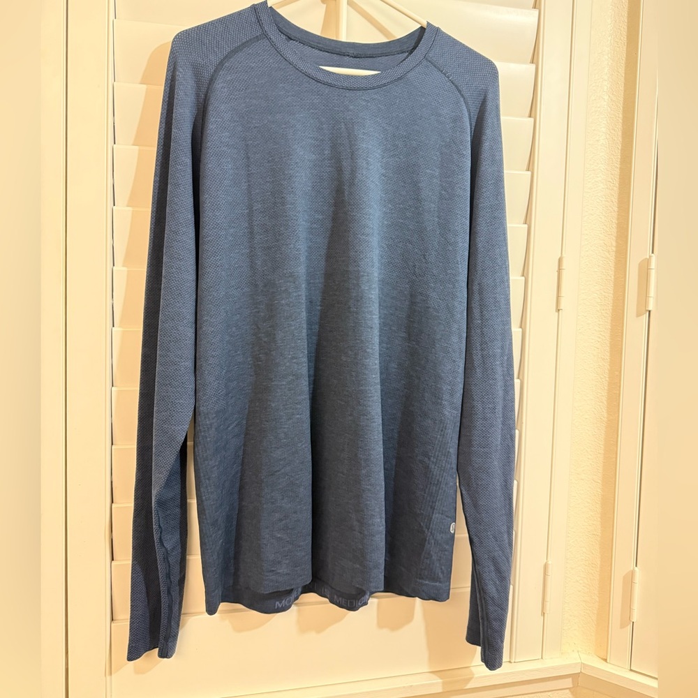 Lululemon Metal Vent Tech Long Sleeve Shirt- Size Large